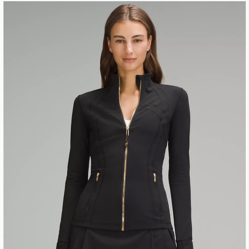 Define Jacket Nulu size 8 gold zip